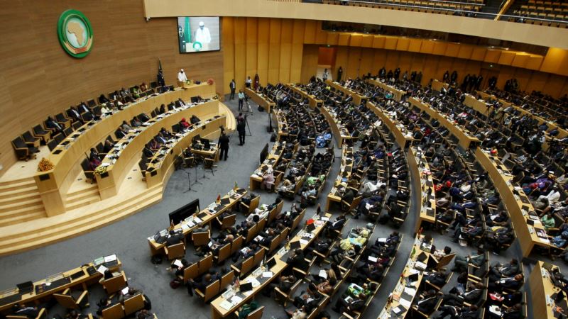 Una sessione ordinaria dell'Assemblea dell'Unione africana (UA) nella capitale dell'Etiopia, Addis Abeba. REUTERS/Tiksa Negeri