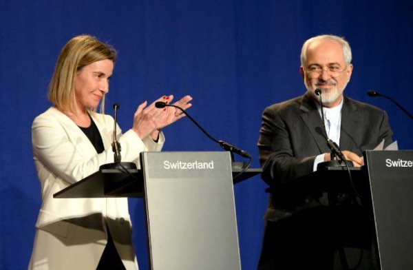 Federica Mogherini e Javad Zarif a Losanna (foto EU)