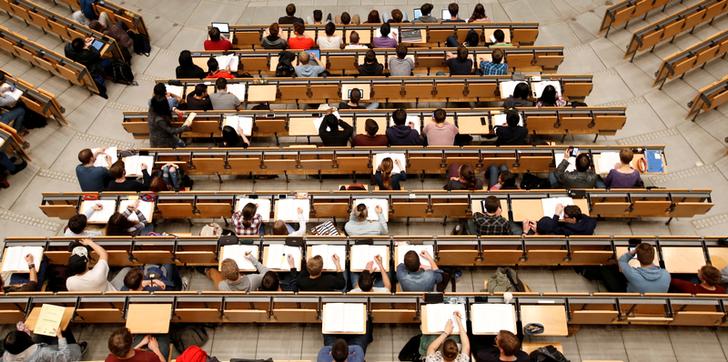 Studenti all'auditorium della "Technische Universitaet" di Monaco di Baviera. REUTERS 2017
