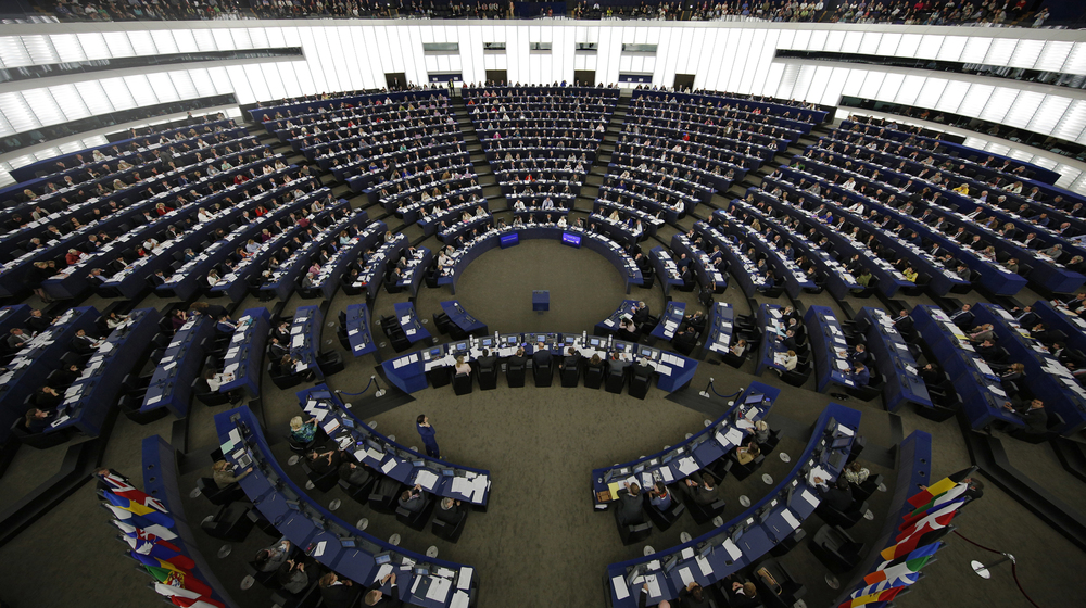 Il Parlamento Europeo di Strasburgo.  Il tasso di rinnovo dei parlamentari è stimato tra il 40 e il 60%. Un Europarlamento di inesperti o pieno di euroscettici, potrebbe rallentare i processi decisionali. REUTERS/Vincent Kessler/Contrasto 
