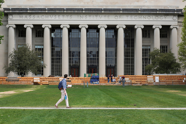 Il Massachusetts Institute of Technology (MIT) a Cambridge, Massachusetts, Stati Uniti. REUTERS/Brian Snyder