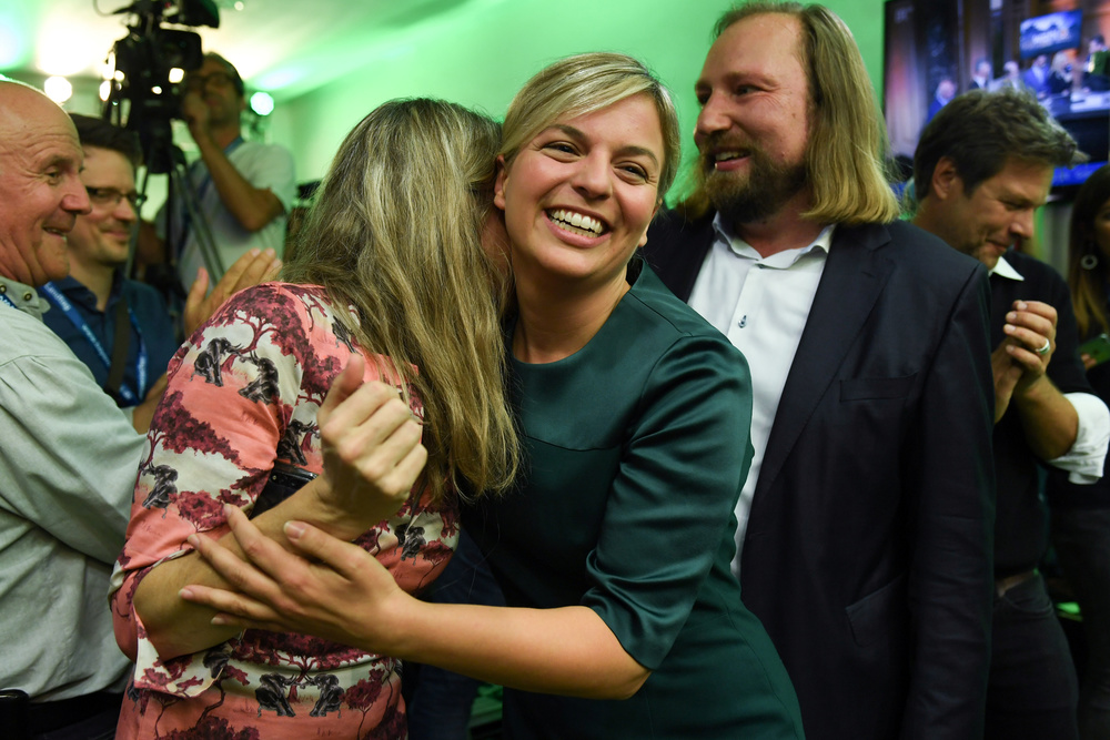 La leader tedesca dei Verdi Katharina Schulze, mentre festeggia i risultati elettorali. REUTERS/Andreas