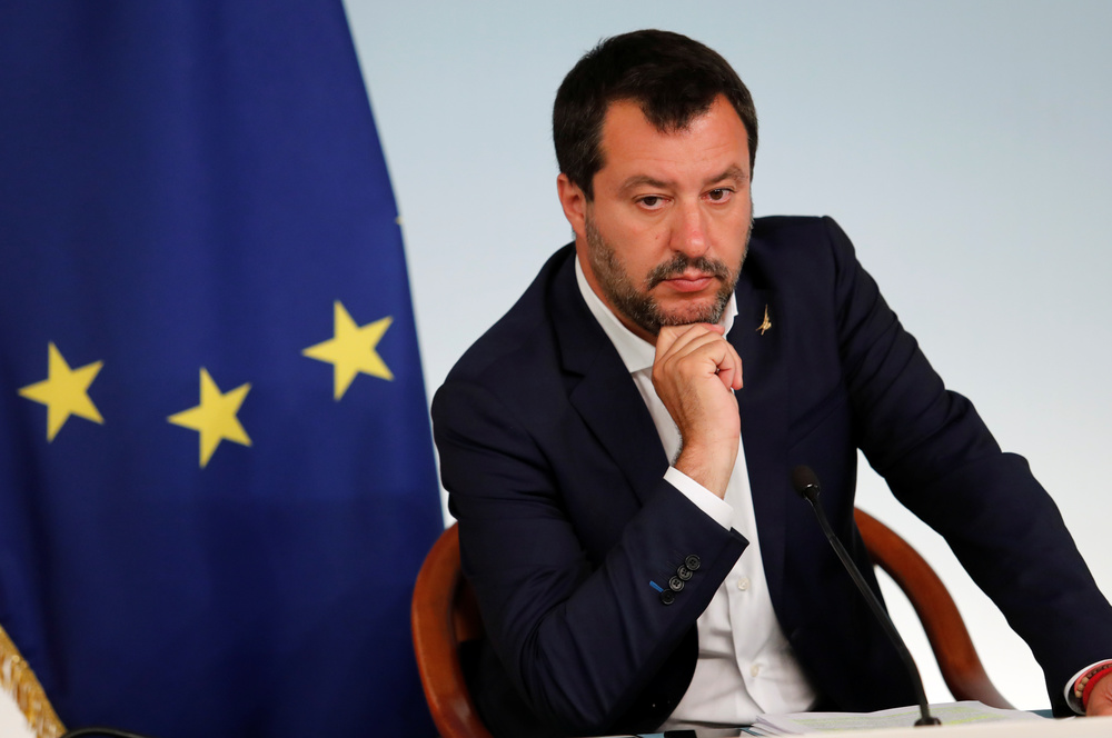 Il vicepremier italiano Matteo Salvini durante una conferenza. REUTERS/Remo Casilli/Contrasto