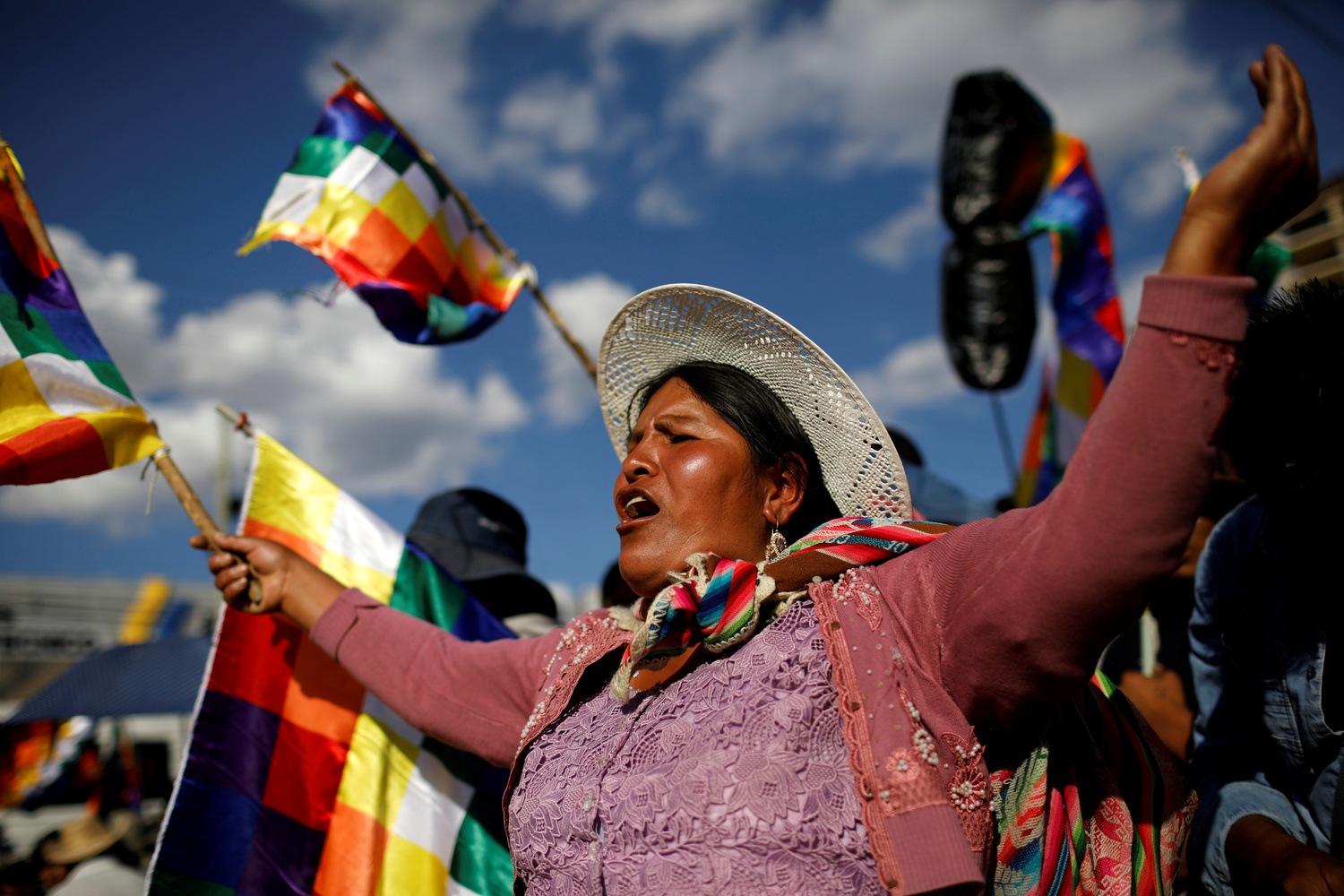 Sostenitori dell'ex Presidente Evo Morales partecipano a una manifestazione a Cochabamba, Bolivia, 18 novembre 2019. REUTERS/Marco Bello