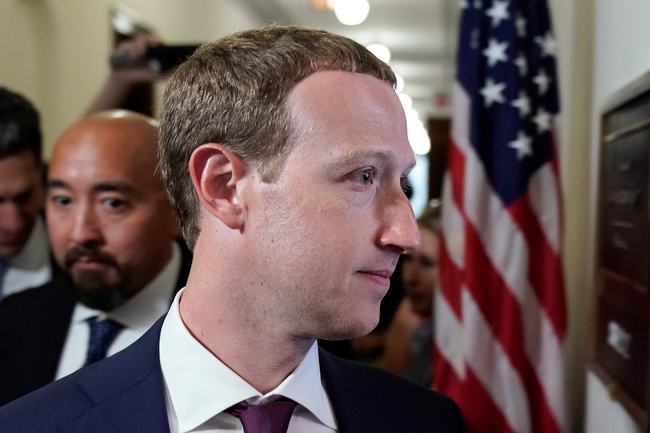 Mark Zuckerberg a Capitoll Hill, Washington. REUTERS/Joshua Roberts