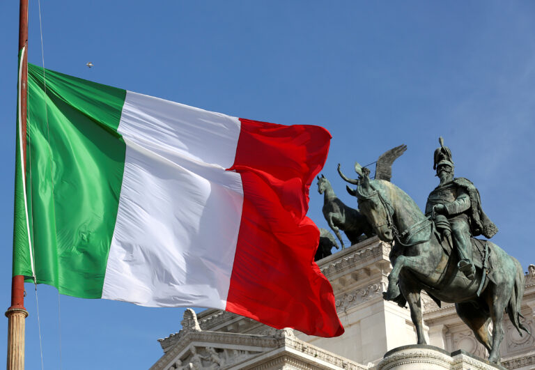 La trappola di Conte a Renzi: Benassi ai Servizi