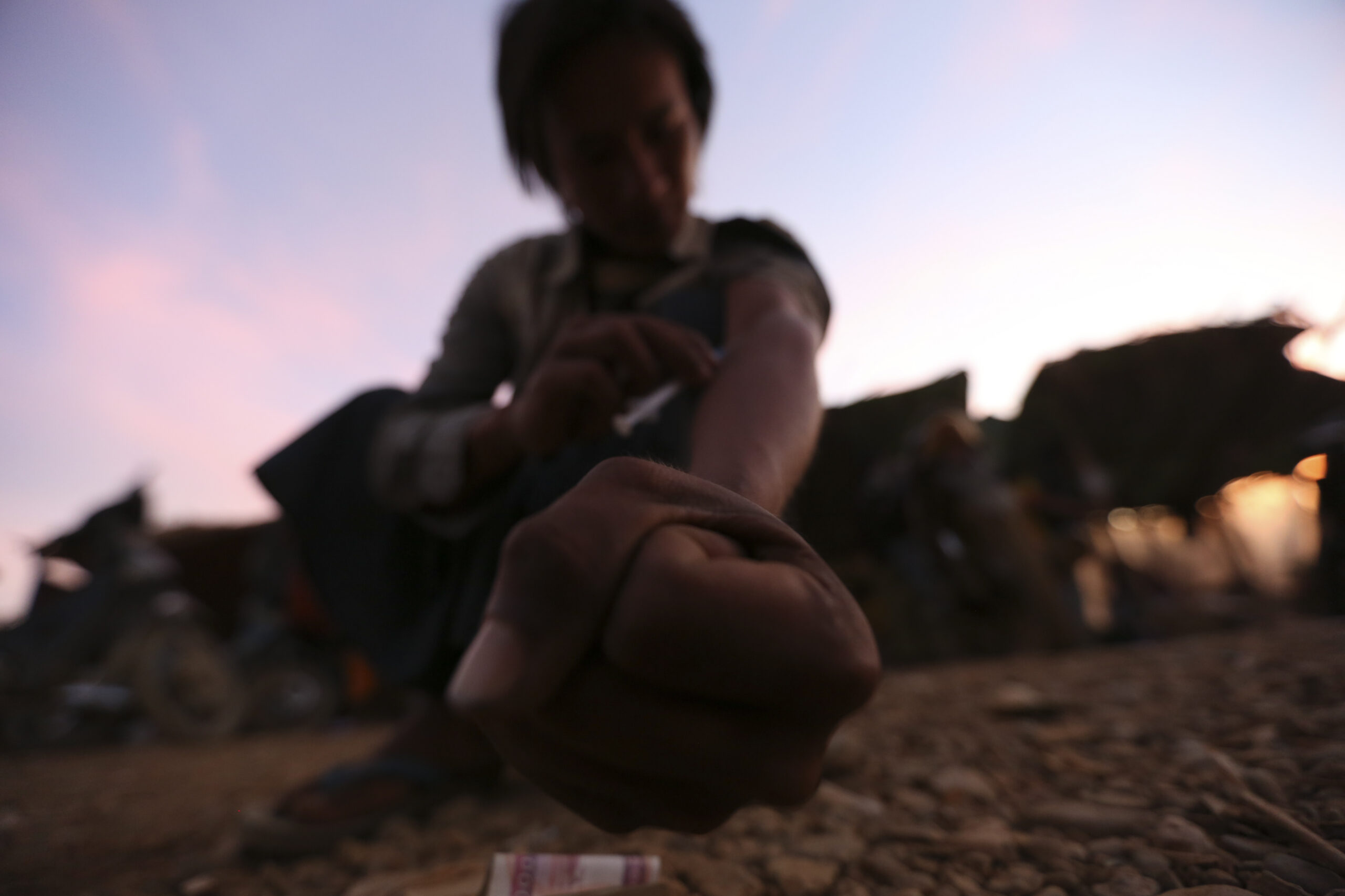 Myanmar: heroin addiction
