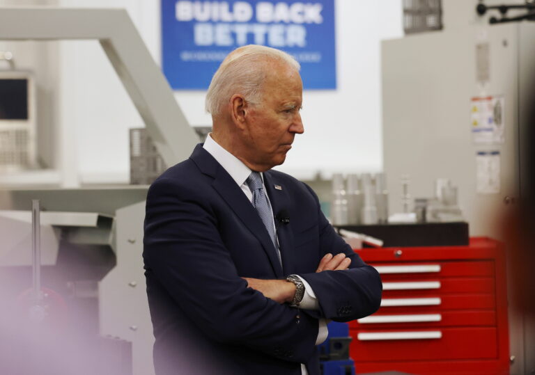 Cybersicurezza: perché Biden è costretto a rispondere alla Russia