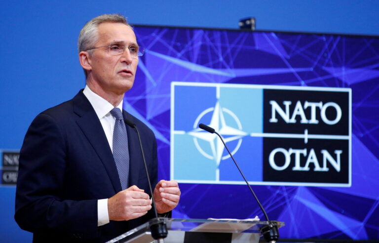 Cosa è successo attorno al vertice Nato con la Russia