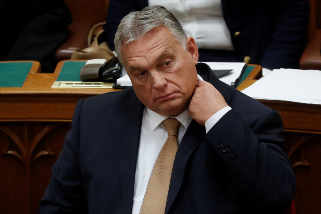 Orbán propone un referendum sulle sanzioni alla Russia